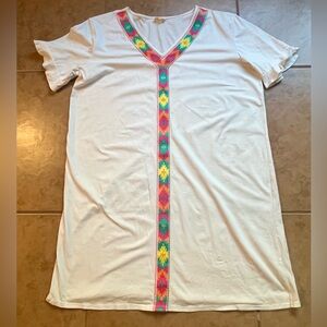 Layerz T-Shirt Dress Ivory White With Southwest Trim Size 2XL